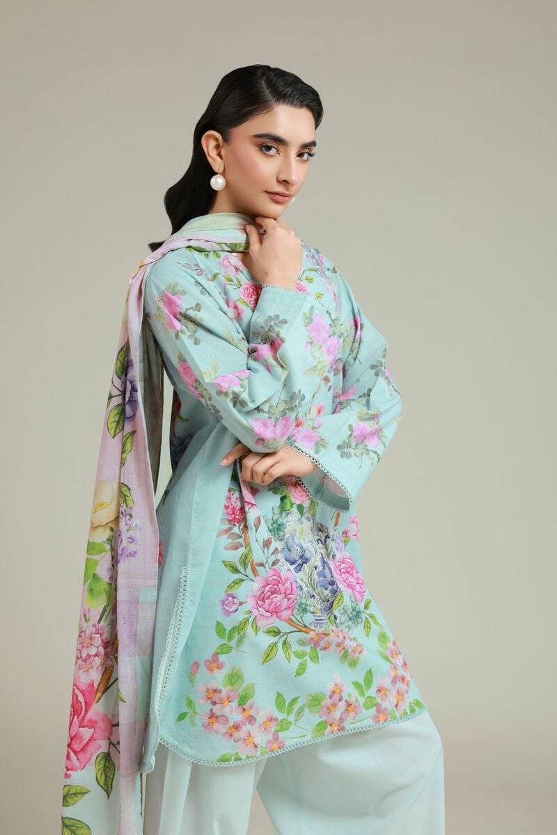 Fabrics 3 Piece PKR 5,500