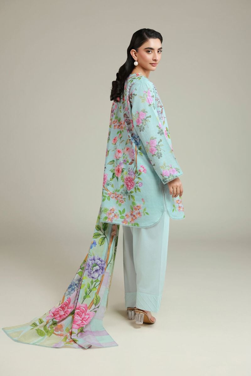 Fabrics 3 Piece PKR 5,500